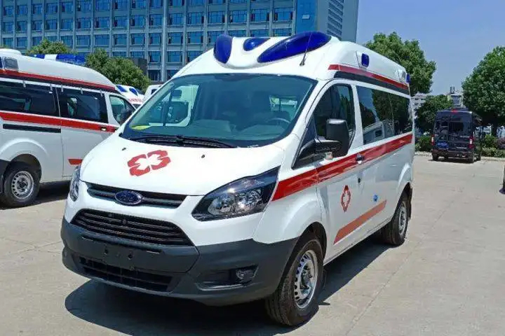小金县长途救护车转院